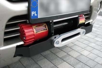PŁYTA POD WYCIĄGARKĘ MITSUBISHI PAJERO SPORT 04-08