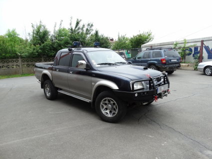 ZDERZAK PRZÓD Z BULLBAREM MITSUBISHI L200 96-05