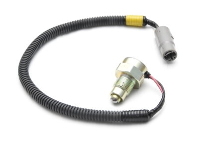 Czujnik świateł cofania.