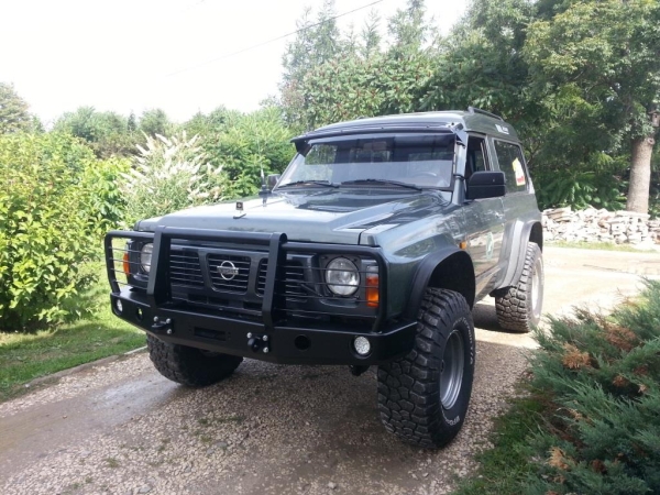 ZDERZAK PRZÓD Z BULLBAREM NISSAN PATROL Y60 Z LAMPAMI