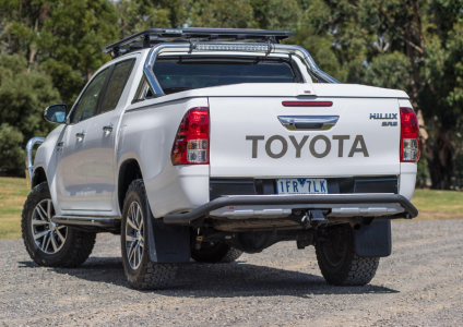 Tylny zderzak stalowy ARB Summit Raw - Toyota Hilux (2015 -)