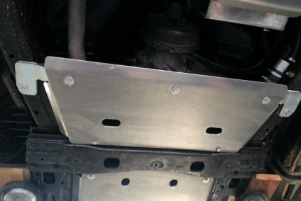 OSŁONA REDUKTORA ALUMINIOWA MANUAL NISSAN PATROL Y61