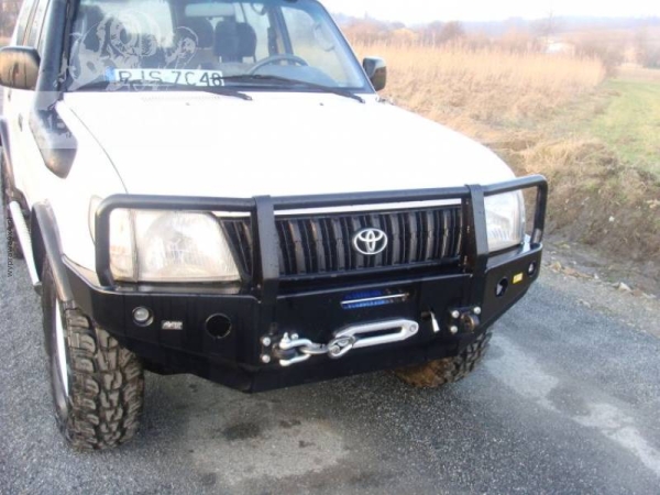 ZDERZAK PRZÓD Z BULLBAREM TOYOTA LCJ95 96-99 WERSJA BEZ POSZERZEŃ	