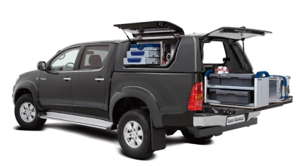 Hardtop Road Ranger Hilux 05'- DC z klapami