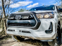 Zestaw dwóch lamp LAZER TRIPLE-R 750 Elite (Gen2) z systemem montażu w fabrycznym grillu - Toyota Hilux (2021 -) - 4
