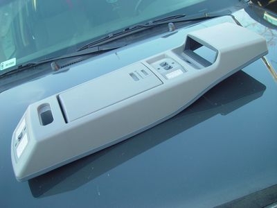 Konsola dachowa Nissan D40