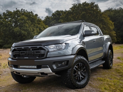 Zestaw do montażu oświetlenia LAZER Triple-R 1250 w fabrycznym grillu - Ford Ranger Raptor (2019 - 2022)