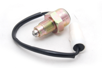 Czujnik świateł cofania.