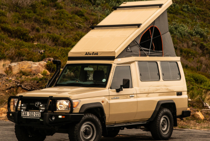 Dach otwierany „Hercules G2” Alu-Cab Land Cruiser 75 & 78 - beżowy
