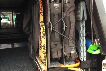 Podwójny schowek na krzesło ALU-CAB z siatką