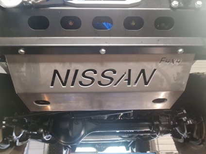 OSŁONA DRĄŻKA ALUMINIOWA DO ZDERZAKA F4X4 NISSAN PATROL Y61