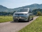 Zestaw dwóch lamp LAZER Linear 6 z systemem montażu w fabrycznym grillu - Volkswagen T7 - 2