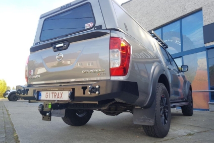 ZDERZAK TYŁ KRÓTKI ( BELKA HAKA W ZESTAWIE ) NISSAN NAVARA D23 2014-