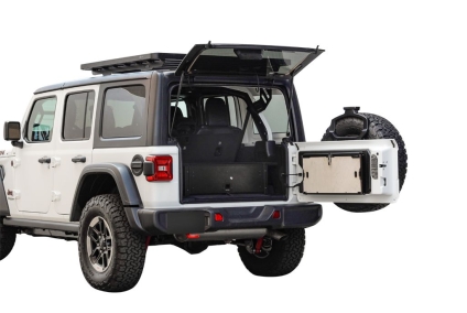 Zabudowa bagażnika Front Runner Jeep Wrangler JLU 2017 -