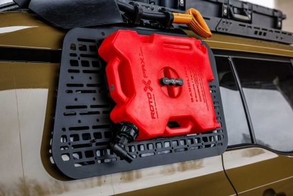 Panel Zewnętrzny MOLLE prawy Bison Gear - Land Cruiser 250 / GX550